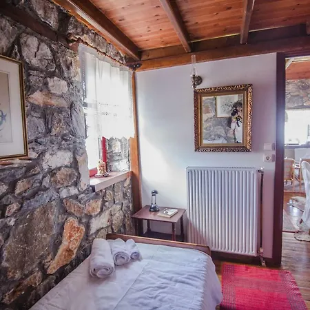 Stonehouse 2 Bedroom On Olympus Amazing View * Petra (Pieria)
