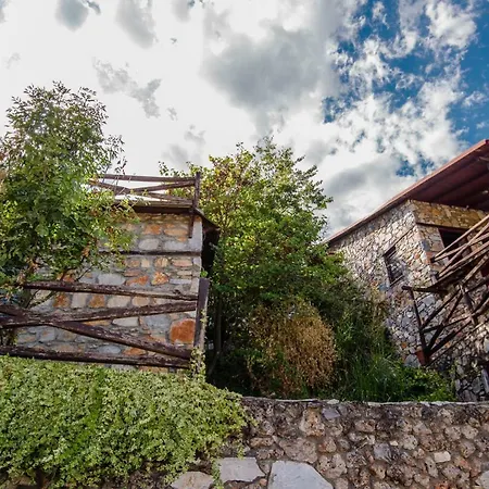 Stonehouse 2 Bedroom On Olympus Amazing View בית נופש *