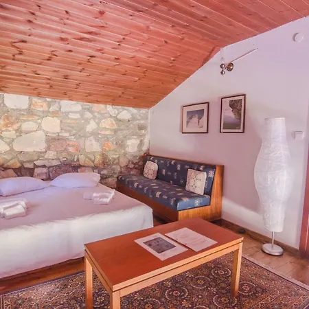 Stonehouse 2 Bedroom On Olympus Amazing View Petra (Pieria)