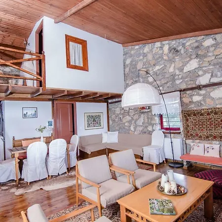 Stonehouse 2 Bedroom On Olympus Amazing View *