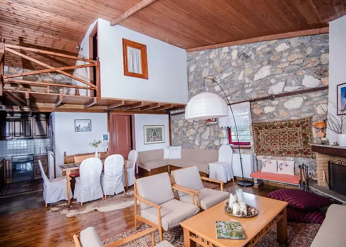 Stonehouse 2 Bedroom On Olympus Amazing View *